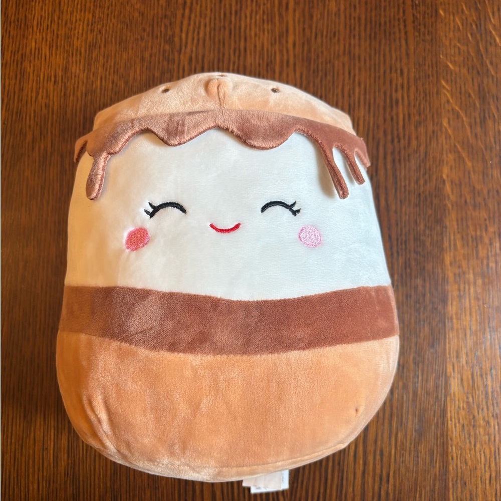 Squishmallows Carmelita the S’more 8” Excellent!